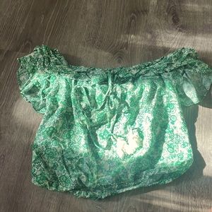 Chop off the shoulder top